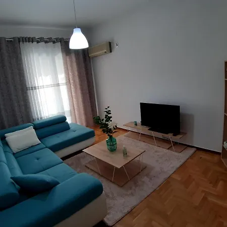 Holiday home Maklen